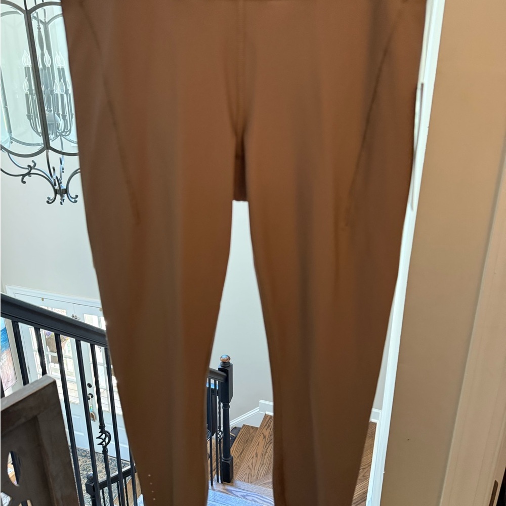 Athleta Pacesetter 7/8 Leggings